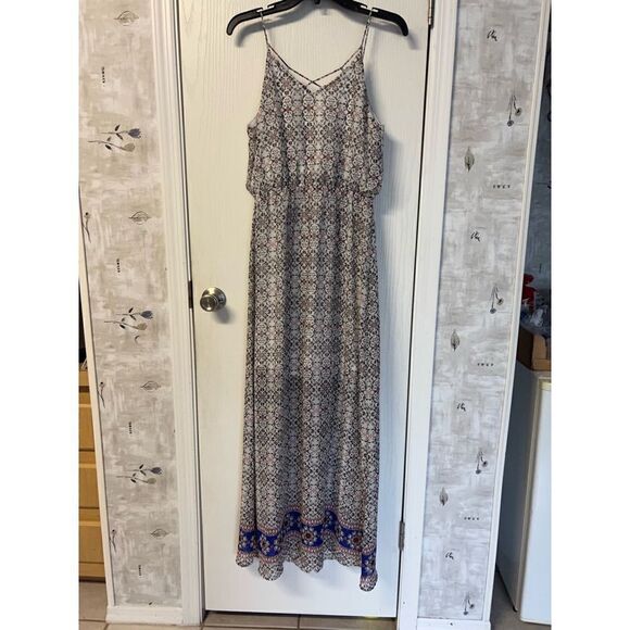 Sienna Sky Maxi Dress - Picture 2 of 4